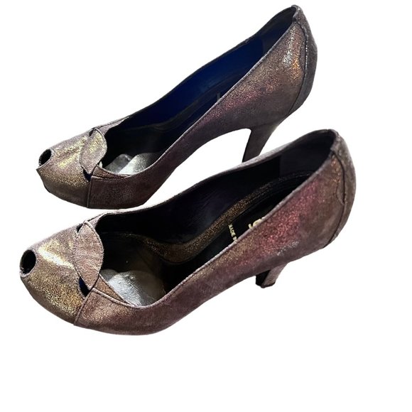 Authenticated Fendi VTG Bronze Metallic Peeptoe pumps 36.5 - Picture 5 of 13